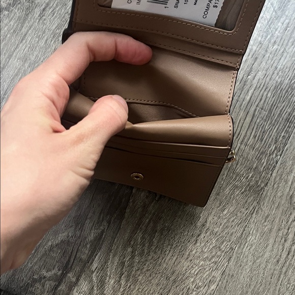 Coach Tan Signature Wallet - Picture 6 of 7